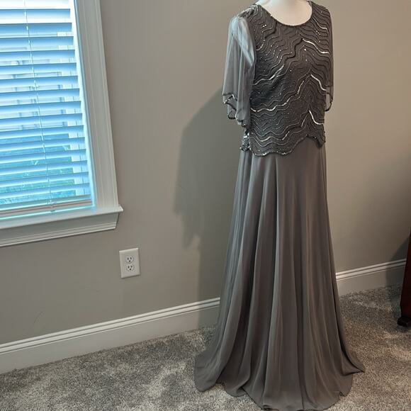 NEW J Kara Beaded Overlay Gown Formal  Women’s Dress 10‎ Cruise Cocktail Wedding - Picture 8 of 16